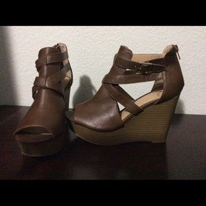 Women’s Wedges size 8